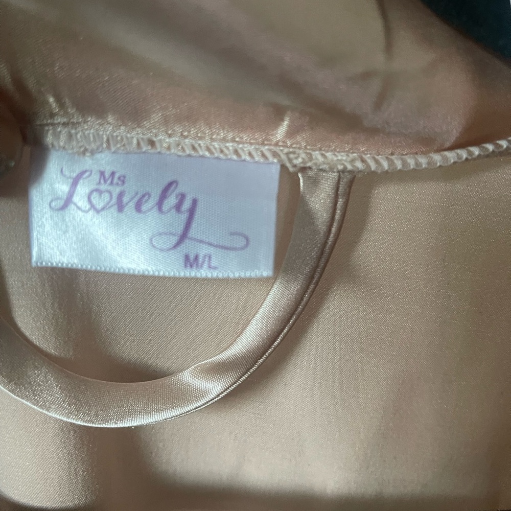 Custom “feeling myself” light Blush Pink Silky Lace Short Robe Bridal bath - Picture 13 of 16